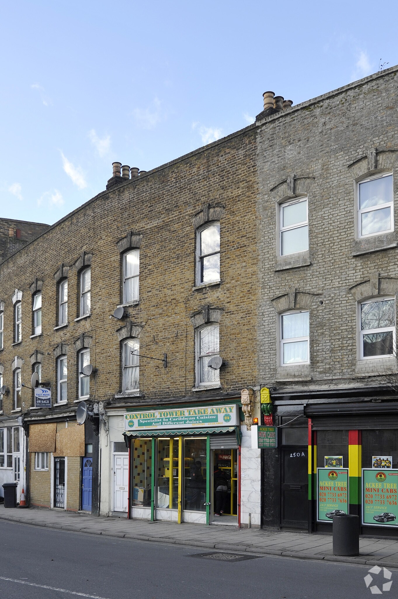 252 Coldharbour Ln, Londres à louer Photo principale- Image 1 de 7