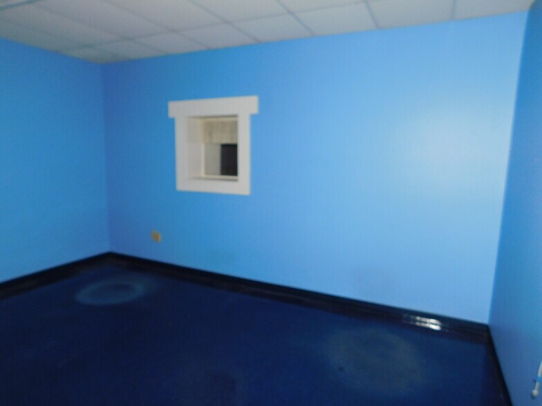 813 N Lake Parker Ave, Lakeland, FL à louer - Photo intérieure - Image 3 de 12