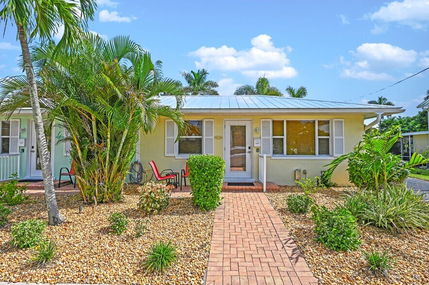 306-312 Harvey St, Punta Gorda, FL à vendre - Photo du bâtiment - Image 2 de 13