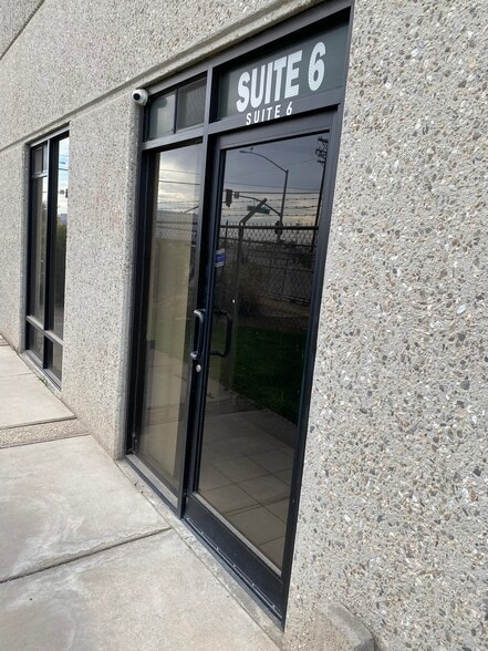 2401 Portico Blvd, Calexico, CA à louer - Photo du bâtiment - Image 3 de 16