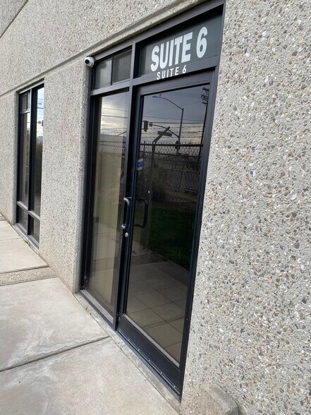 2401 Portico Blvd, Calexico, CA à louer - Photo du bâtiment - Image 3 de 16