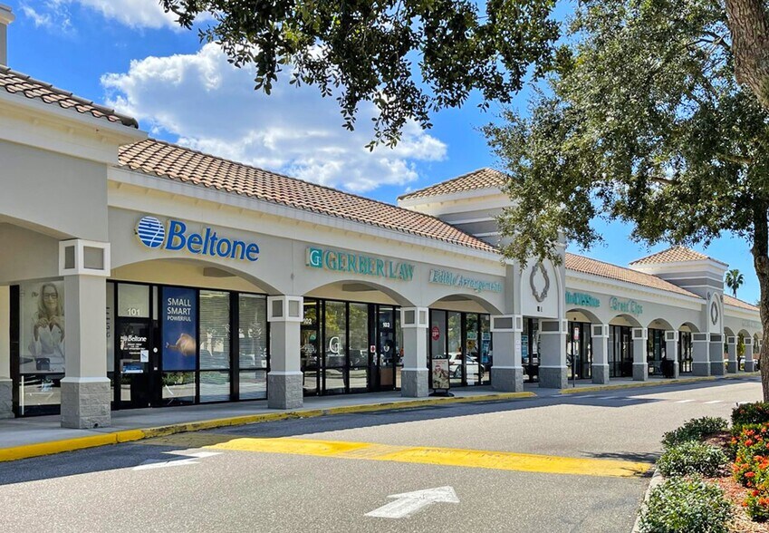 1445 E Venice Ave, Venice, FL à louer - Photo du bâtiment - Image 2 de 3