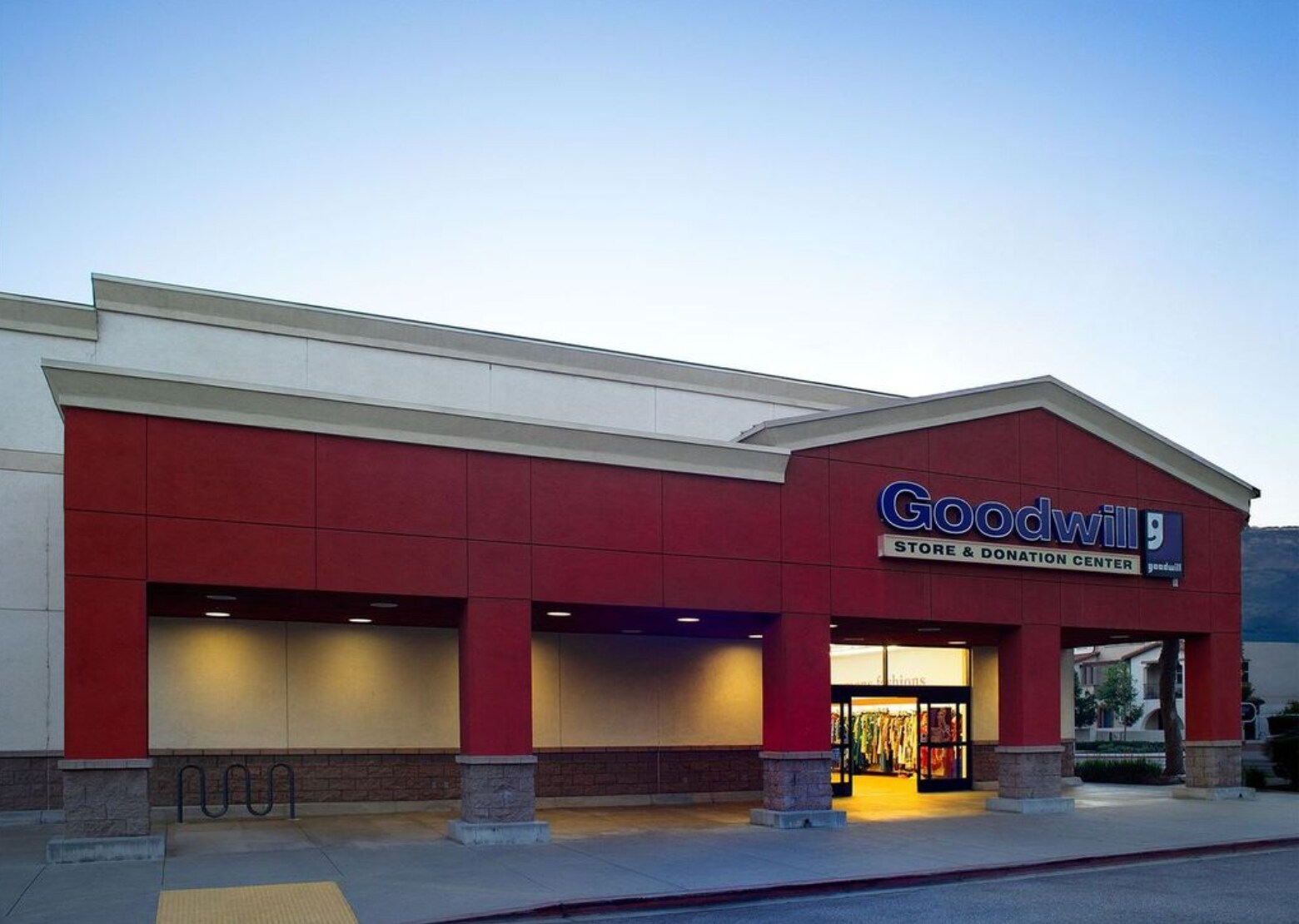 526 W Foothill Blvd, Glendora, CA for sale Building Photo- Image 1 of 13