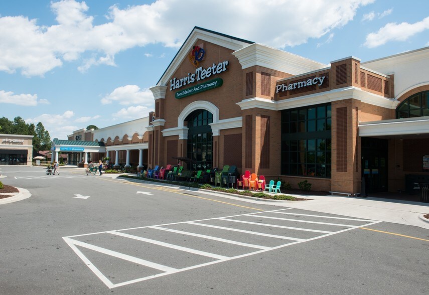 2120 Wayne Memorial Dr, Goldsboro, NC à louer - Photo du bâtiment - Image 2 de 3