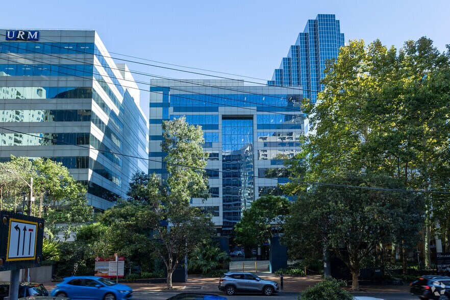 11 Help St, Chatswood à louer - Photo du bâtiment - Image 2 de 2
