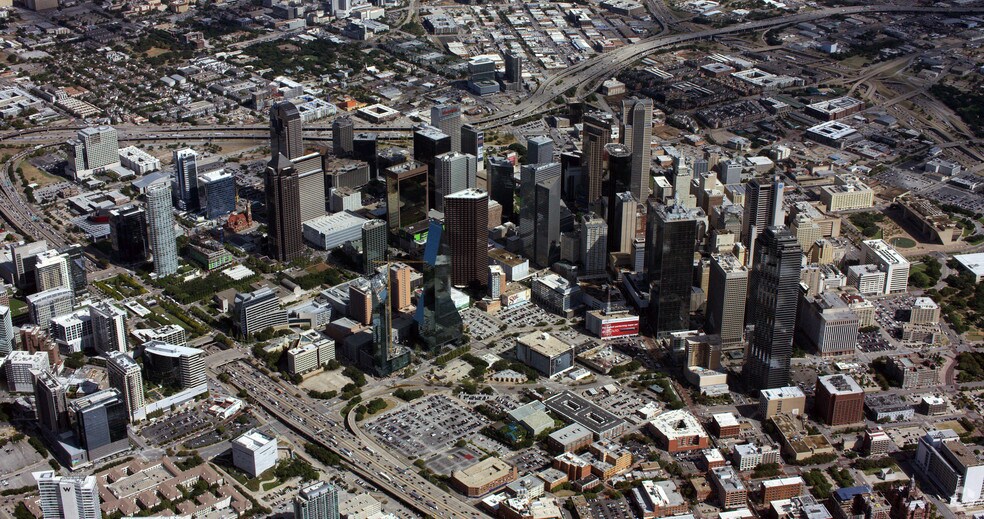 2019 N Lamar St, Dallas, TX à louer - Aérien - Image 2 de 7