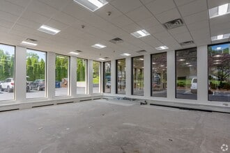 297 Knollwood Rd, White Plains, NY for lease Interior Photo- Image 1 of 1