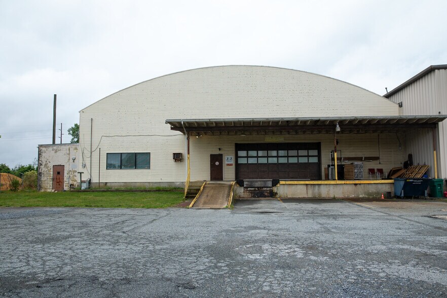 8506 Potts Ln, Seaford, DE à louer - Photo du bâtiment - Image 2 de 28