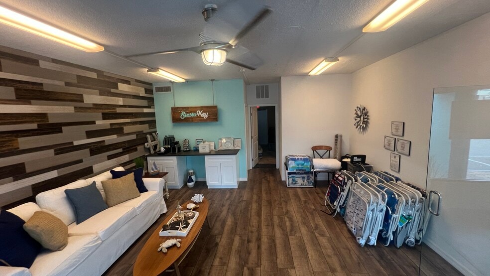 5049-5133 Ocean Blvd, Sarasota, FL for lease - Building Photo - Image 3 of 13