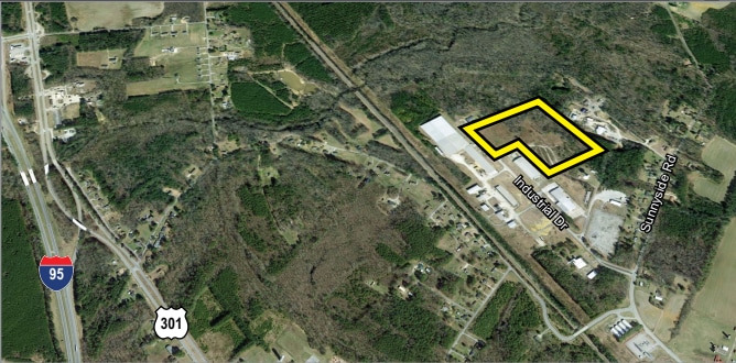Industrial Dr, Emporia, VA for sale - Building Photo - Image 2 of 5