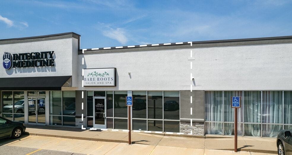 338 S Andover Rd, Andover, KS à louer - Photo du bâtiment - Image 1 de 18