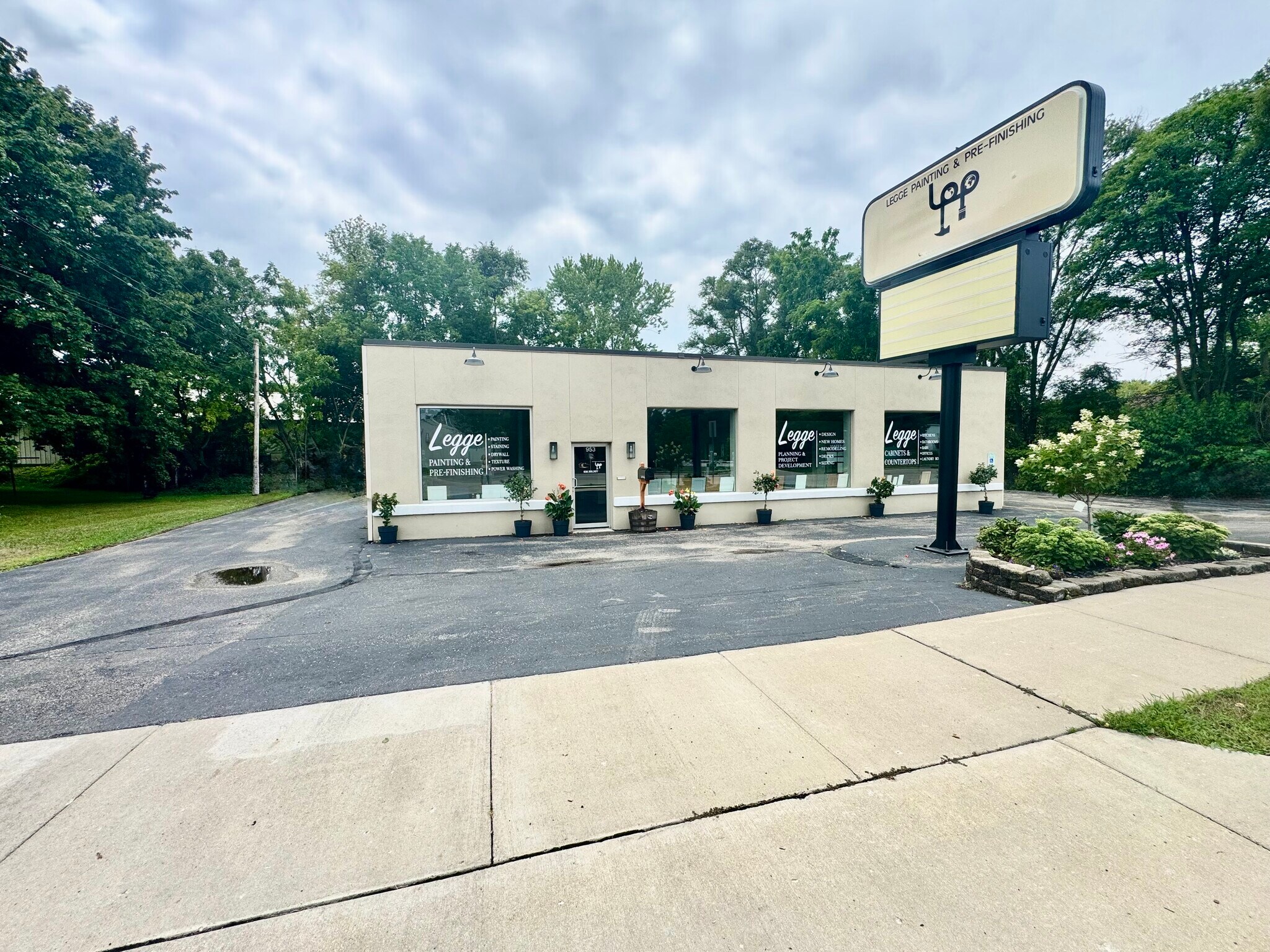 953 E Milwaukee St, Whitewater, WI for sale Building Photo- Image 1 of 6