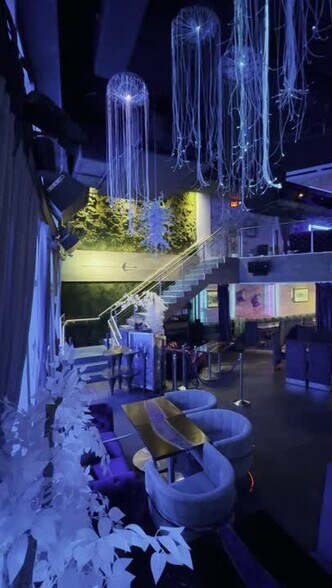 1100 S Miami Ave, Miami, FL à louer - Vidéo sur l’inscription commerciale - Image 2 de 19