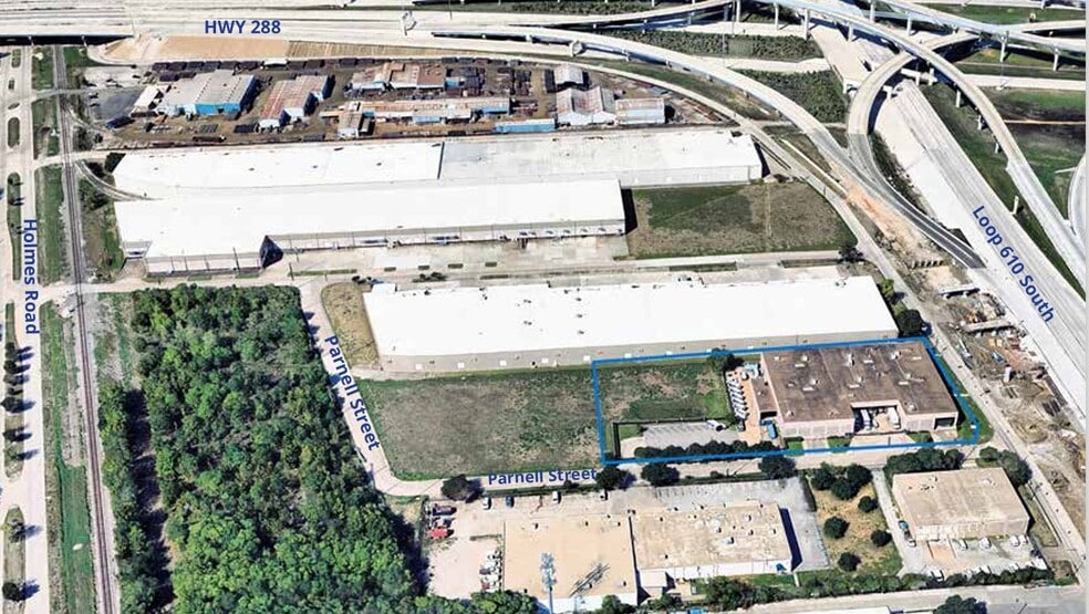 7702 Parnell St, Houston, TX for sale - Building Photo - Image 2 of 15