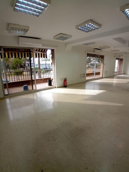 Bureau dans Córdoba, Córdoba à louer - Photo du bâtiment - Image 1 de 18