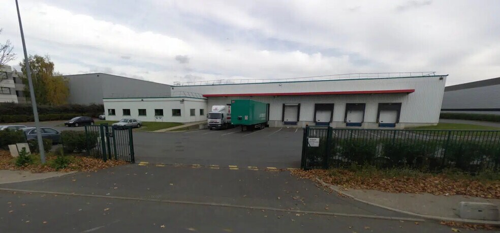 Industriel dans Mitry-Mory à louer - Photo du bâtiment - Image 1 de 15