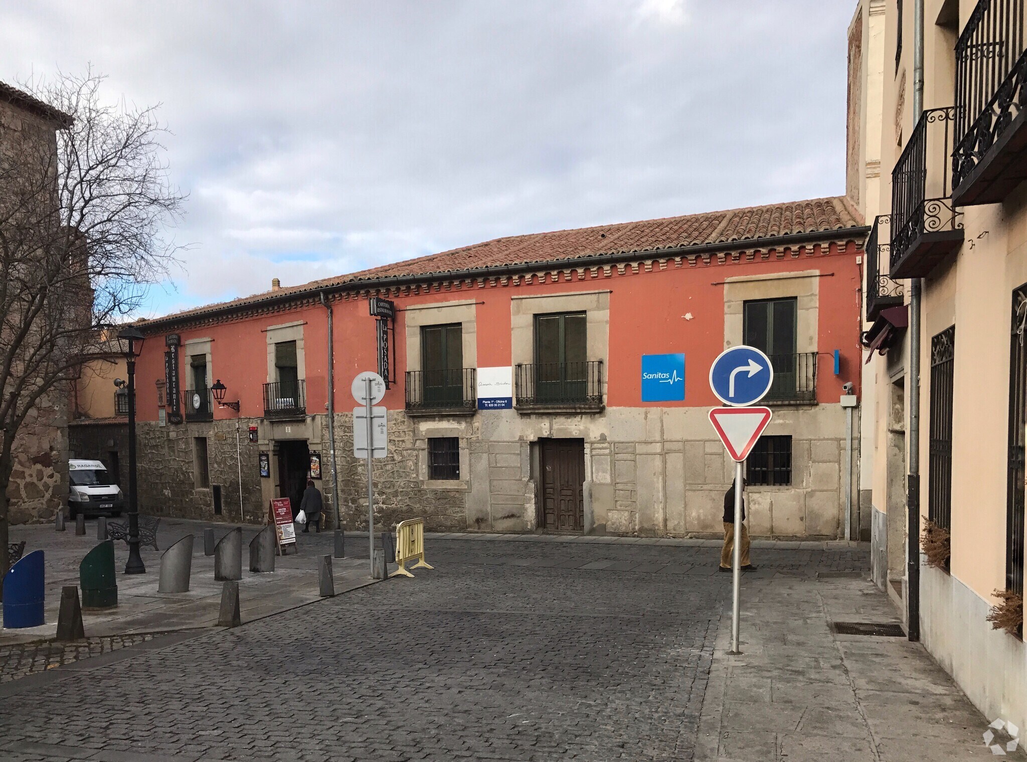 Commerce de détail dans Ávila, Ávila à louer Photo principale- Image 1 de 4