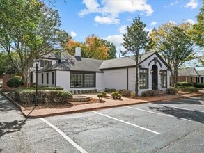 711 W Wade Hampton Blvd, Greer, SC for lease Interior Photo- Image 2 of 15