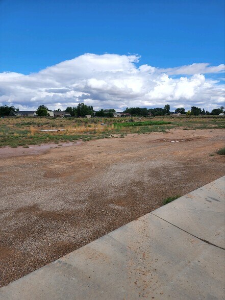 4600 N Minersville Hwy, Enoch, UT à louer - Photo du bâtiment - Image 3 de 3