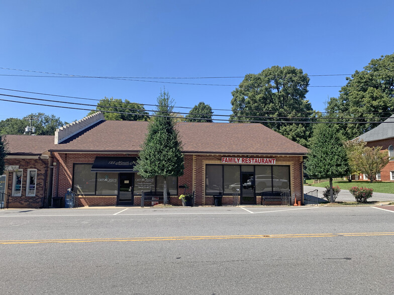 125 N Main St, Lowell, NC for sale - Primary Photo - Image 1 of 1