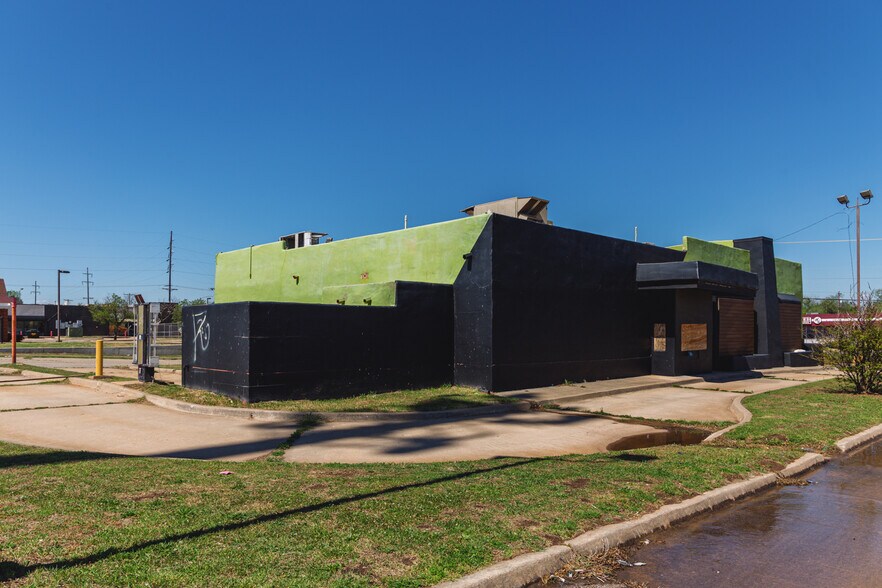 4416 SE 44th St, Oklahoma City, OK à vendre - Photo du bâtiment - Image 2 de 26