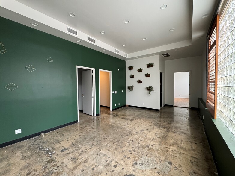 10533 Washington Blvd, Culver City, CA for lease - Interior Photo - Image 2 of 5