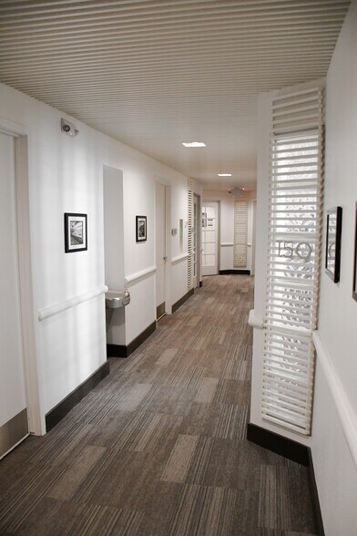 4900-4904 Broadway St, San Antonio, TX à louer - Photo du bâtiment - Image 2 de 12