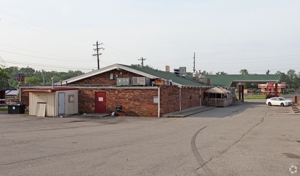 606 Ohio Pike, Cincinnati, OH for lease - Building Photo - Image 3 of 4