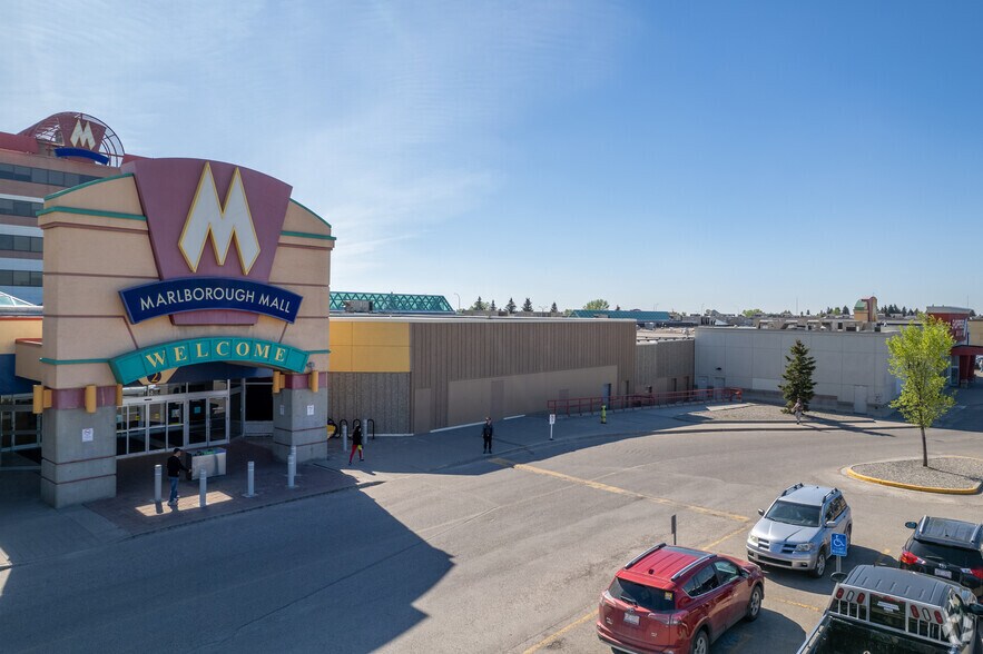 433 Marlborough Way NE, Calgary, AB à louer - Photo du bâtiment - Image 3 de 9
