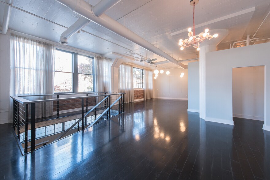 881 Memorial Dr, Atlanta, GA à vendre - Photo intérieure - Image 3 de 6