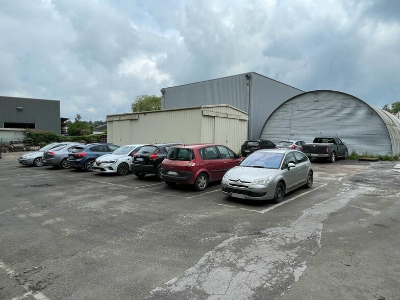 Flex in Presles for sale - Building Photo - Image 3 of 18