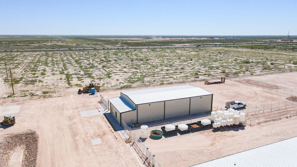 2269 Ocotillo Dr, Pecos, TX à louer - Photo du bâtiment - Image 3 de 15