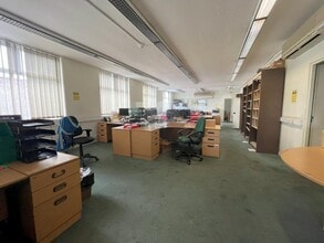 8 Whittle Rd, Ipswich à louer Photo intérieure- Image 2 de 2