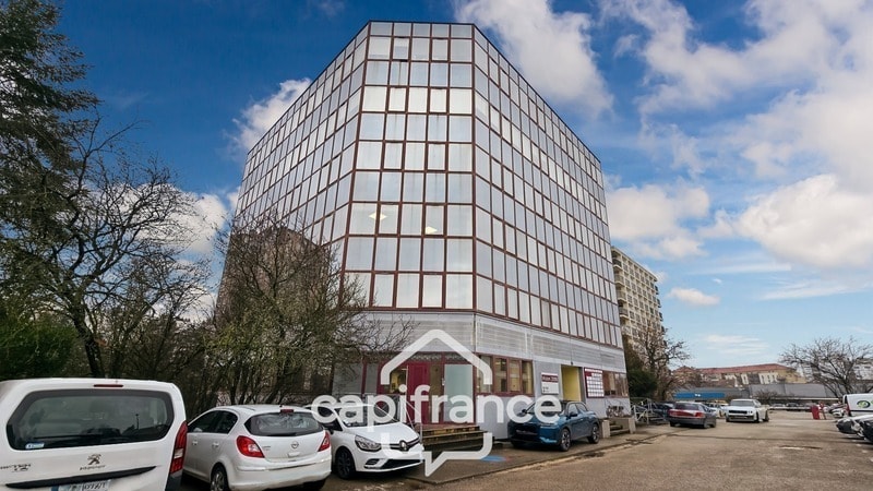 Office in Chalon-sur-Saône for lease Building Photo- Image 1 of 6