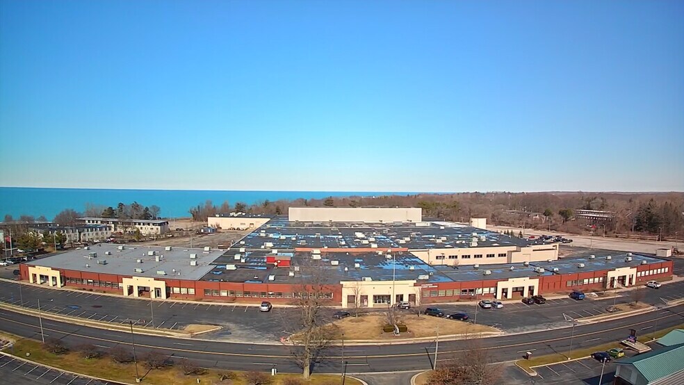 211 Hilltop Rd, Saint Joseph, MI à louer - Aérien - Image 2 de 7
