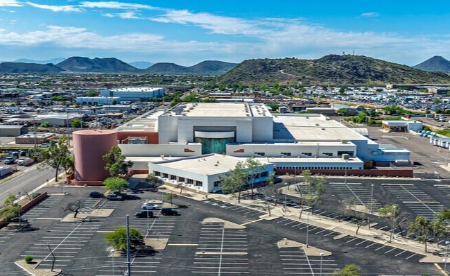 22600 N 19th Ave, Phoenix, AZ for sale Building Photo- Image 1 of 13