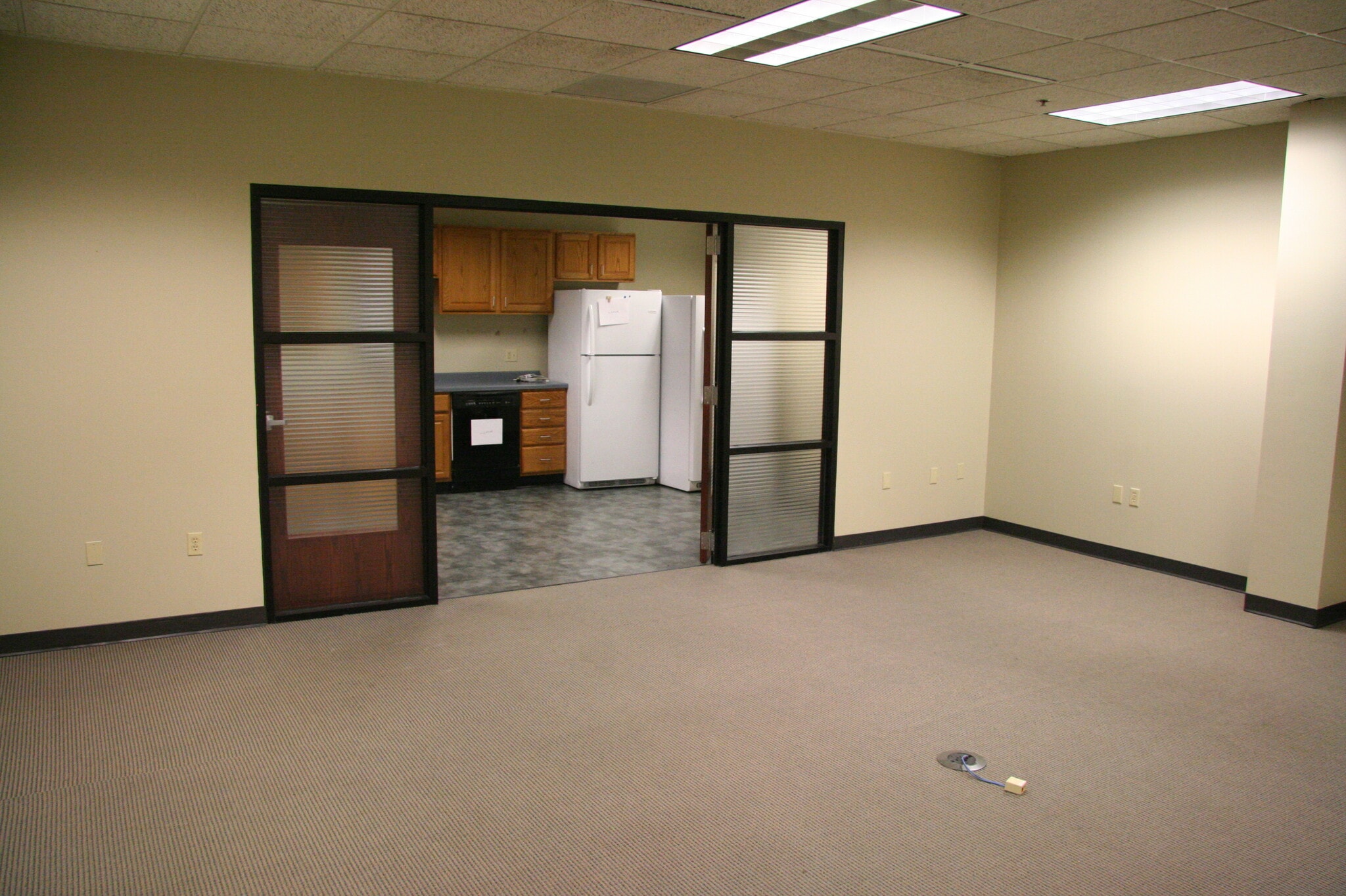 2725 S Moorland Rd, New Berlin, WI à louer Photo du bâtiment- Image 1 de 2