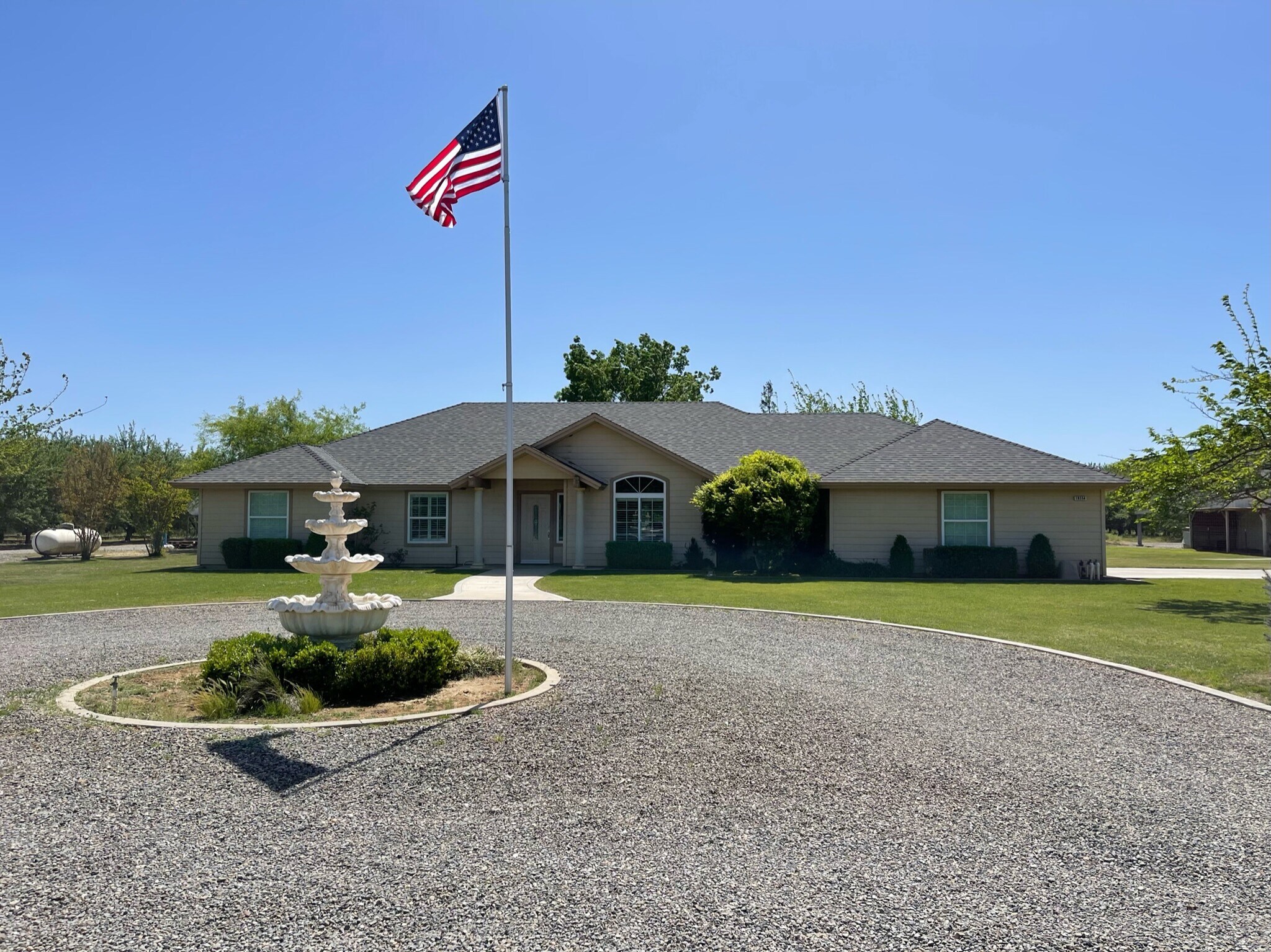 19554 Avenue 26, Chowchilla, CA à vendre Photo principale- Image 1 de 1