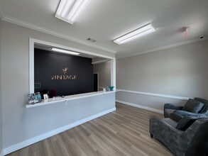 120 S John Sims Pky, Valparaiso, FL à louer Photo intérieure- Image 2 de 21