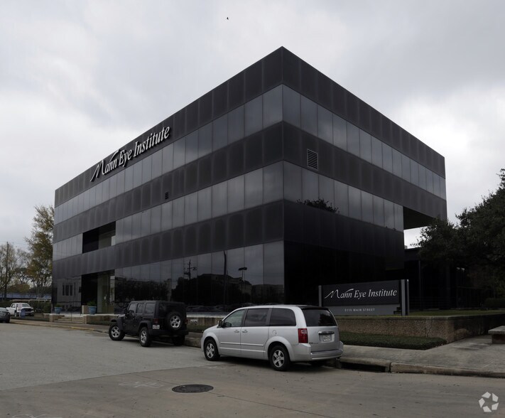 5115 Main St, Houston, TX for sale - Building Photo - Image 2 of 8