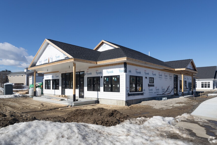 707 US Route 1, Scarborough, ME for lease - Building Photo - Image 2 of 3