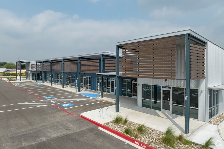 8822 W Expressway 83, Harlingen, TX à louer - Aérien - Image 2 de 6