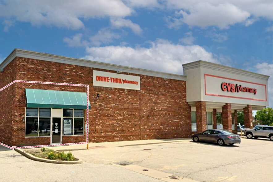 230 E North Ave, Glendale Heights, IL for lease - Building Photo - Image 1 of 3