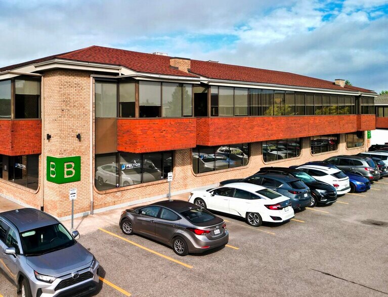 7900 Boul Taschereau, Brossard, QC à louer - Photo du bâtiment - Image 2 de 3