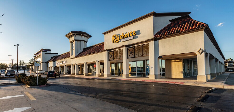 3601-3645 NW 39th St, Oklahoma City, OK à louer - Photo du bâtiment - Image 2 de 6