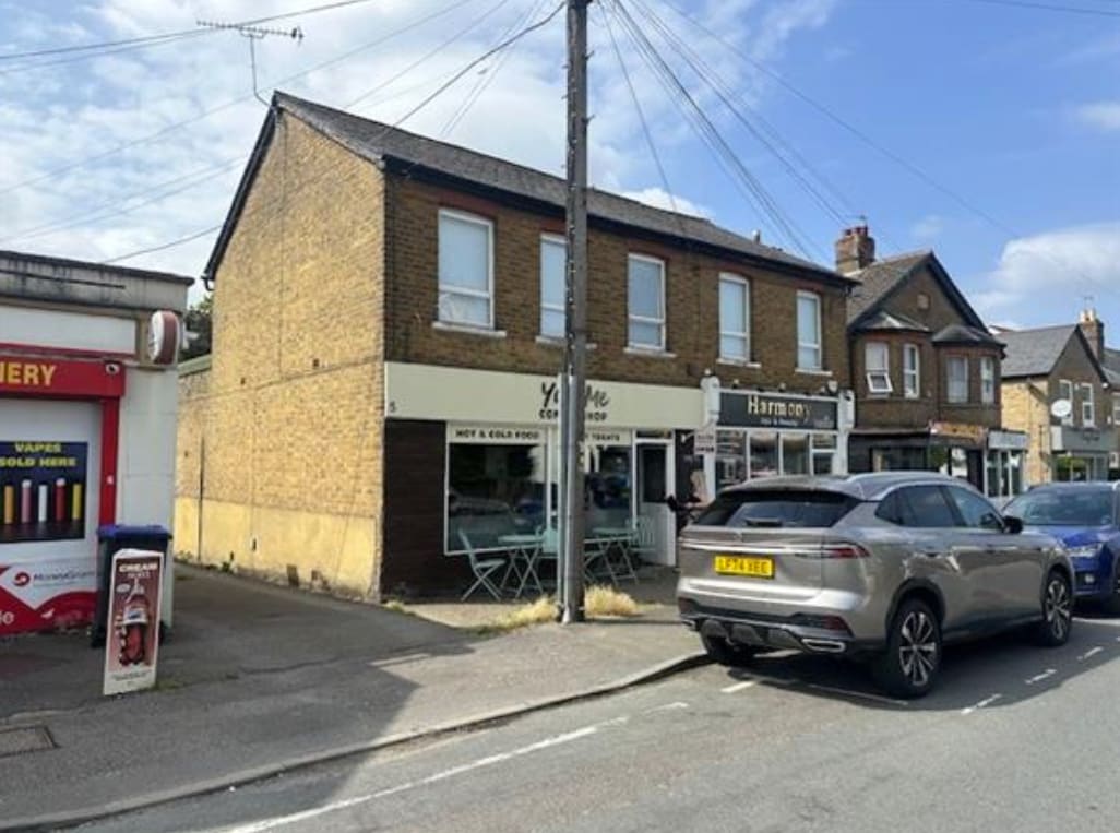 5 Eastfield Rd, Burnham for lease Building Photo- Image 1 of 3