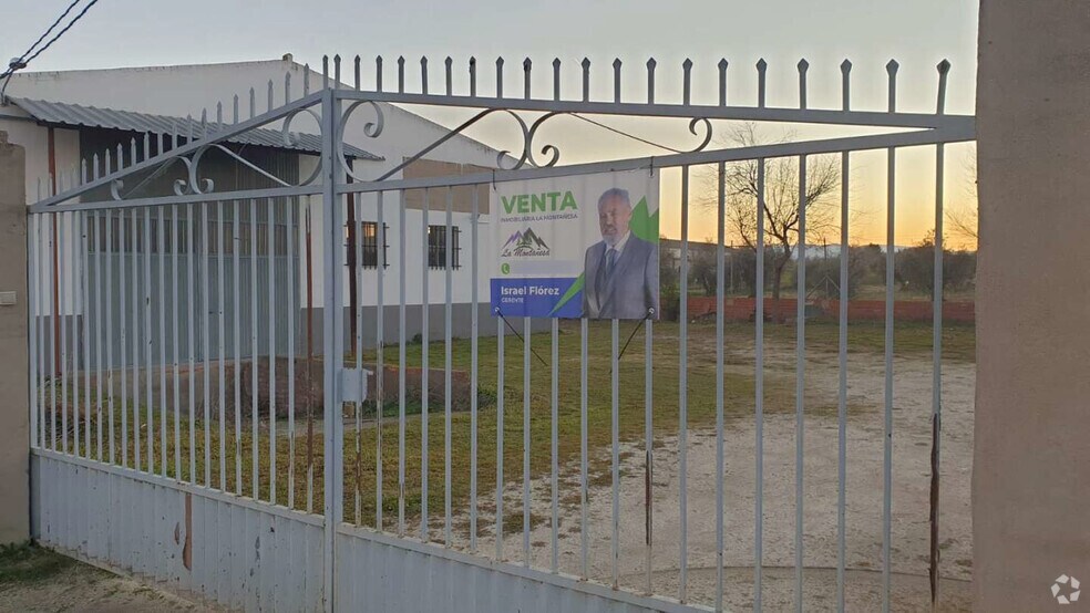 Industriel dans Sonseca, Toledo à vendre - Photo du bâtiment - Image 2 de 13