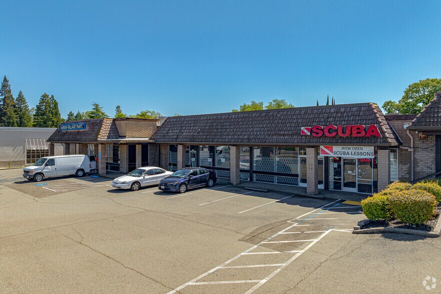 5112-5122 Madison Ave, Sacramento, CA à louer - Photo principale - Image 1 de 13