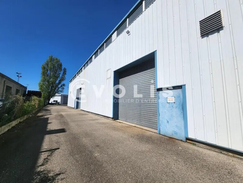 5 Avenue Karl Marx, Vaulx-en-Velin for lease - Building Photo - Image 2 of 19