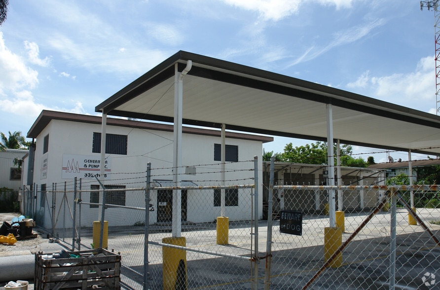 2546 Franklin St, Fort Myers, FL for sale - Primary Photo - Image 2 of 9